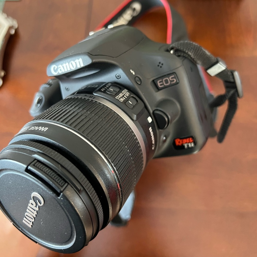 Canon EOS Rebel T1i Black Camera